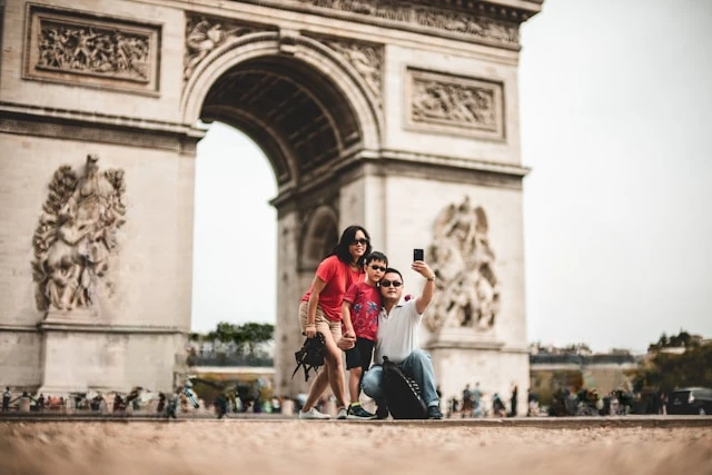 Remove Tourists from Travel Photos after
